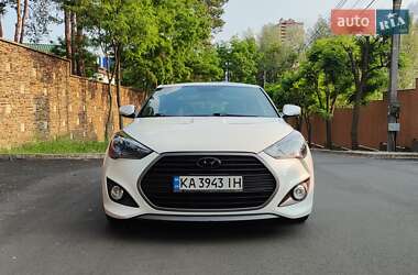 Хэтчбек Hyundai Veloster 2015 в 