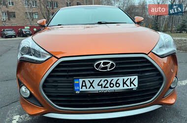 Хэтчбек Hyundai Veloster 2015 в 