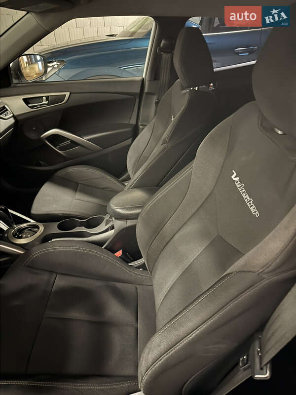 Хетчбек Hyundai Veloster 2016 в Києві