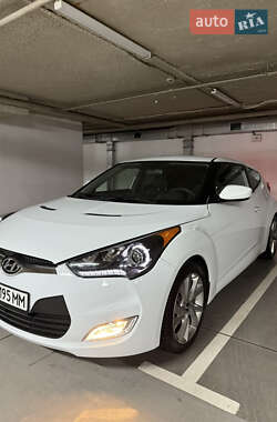 Хетчбек Hyundai Veloster 2016 в Києві
