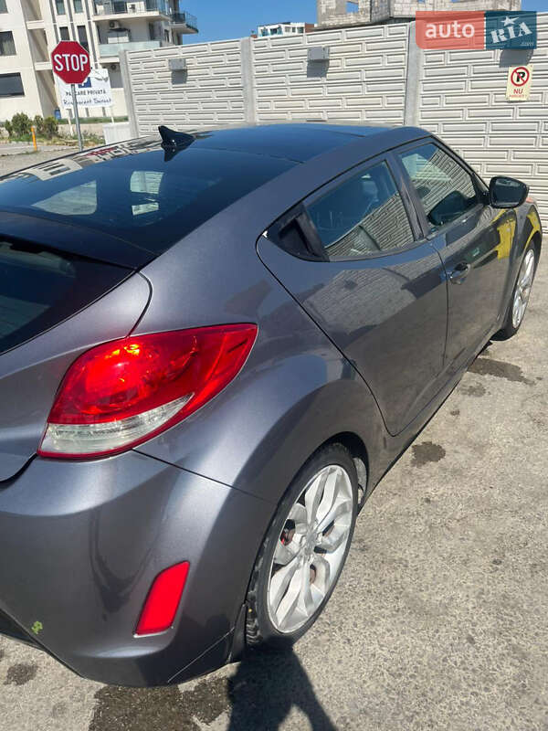 Хэтчбек Hyundai Veloster 2012 в Измаиле