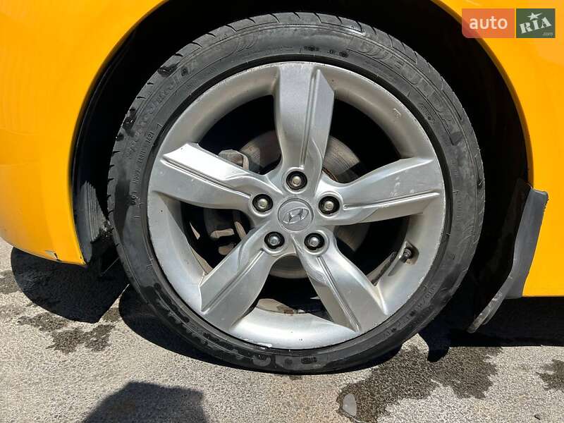 Хэтчбек Hyundai Veloster 2013 в Кривом Роге