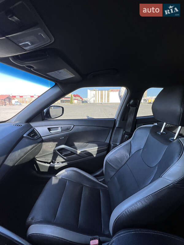 Хэтчбек Hyundai Veloster 2016 в Харькове фото 9 Хэтчбек Hyundai Veloster 2016 в Харькове