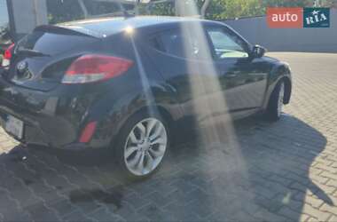 Хетчбек Hyundai Veloster 2014 в  фото 2 Хетчбек Hyundai Veloster 2014 в