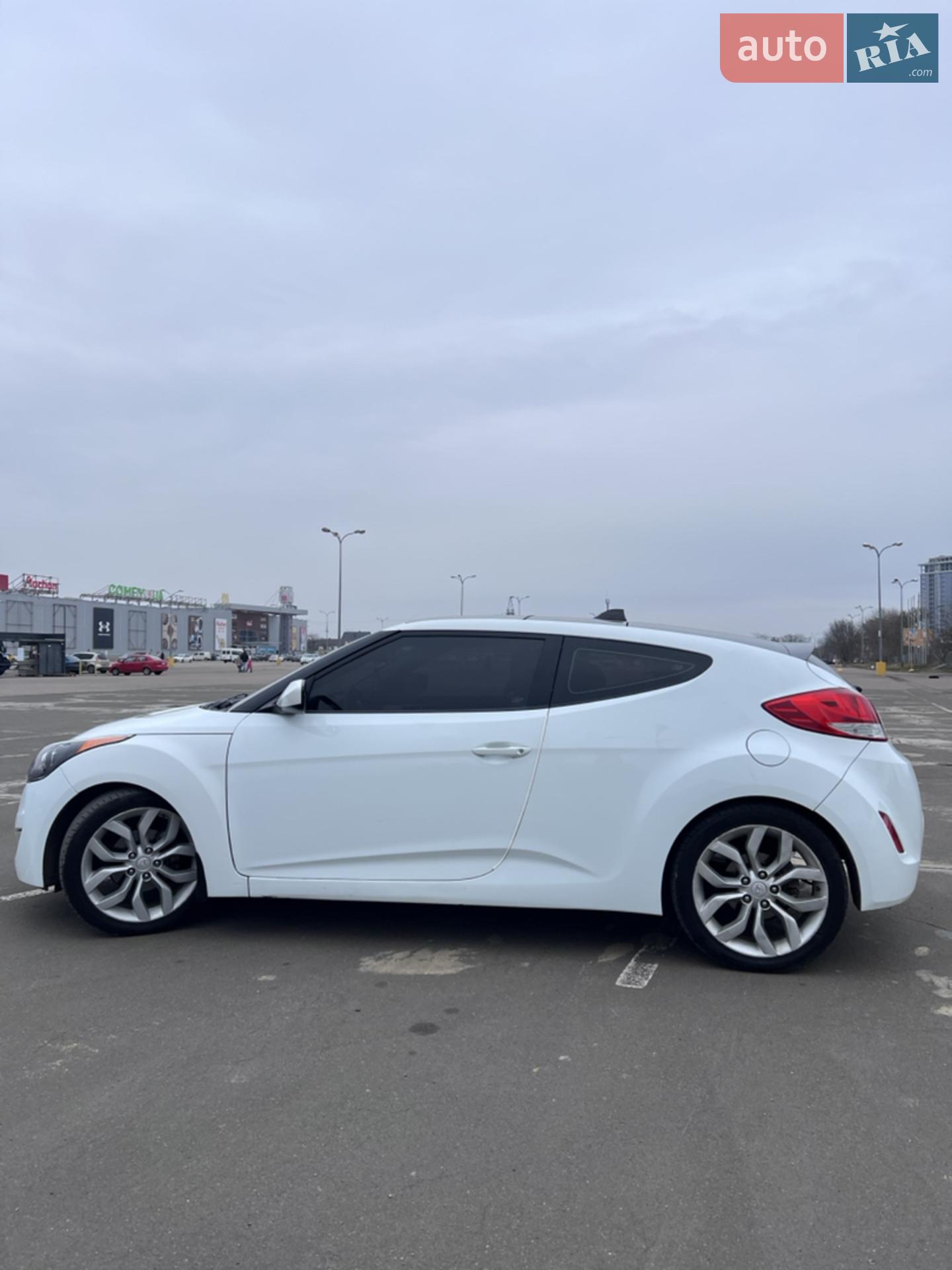 2011 Hyundai Veloster - мініатюра 10