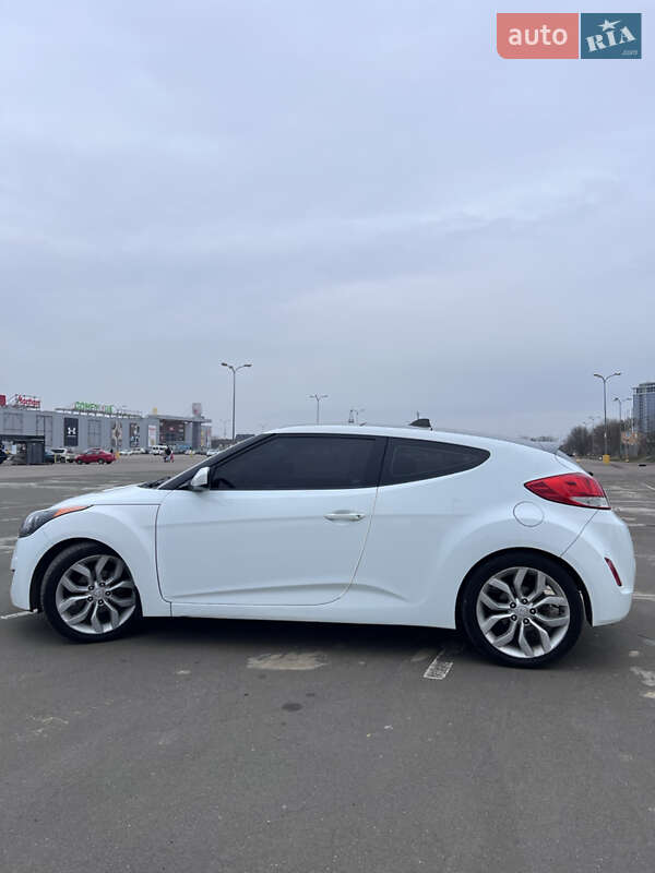 Хэтчбек Hyundai Veloster 2011 в Одессе фото 10 Хэтчбек Hyundai Veloster 2011 в Одессе