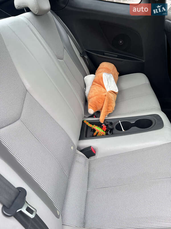 Хэтчбек Hyundai Veloster 2011 в Одессе фото 25 Хэтчбек Hyundai Veloster 2011 в Одессе