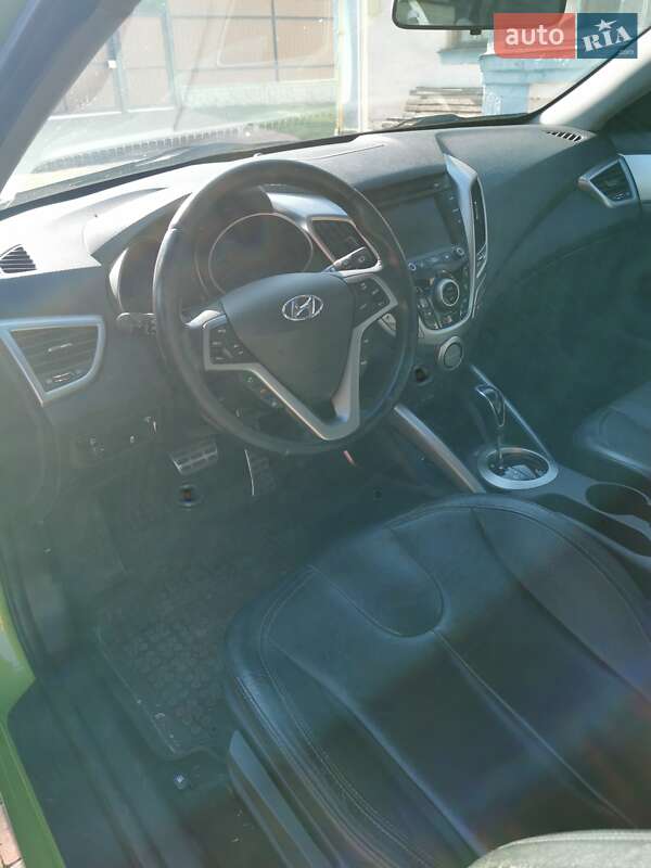 Хэтчбек Hyundai Veloster 2012 в Тараще
