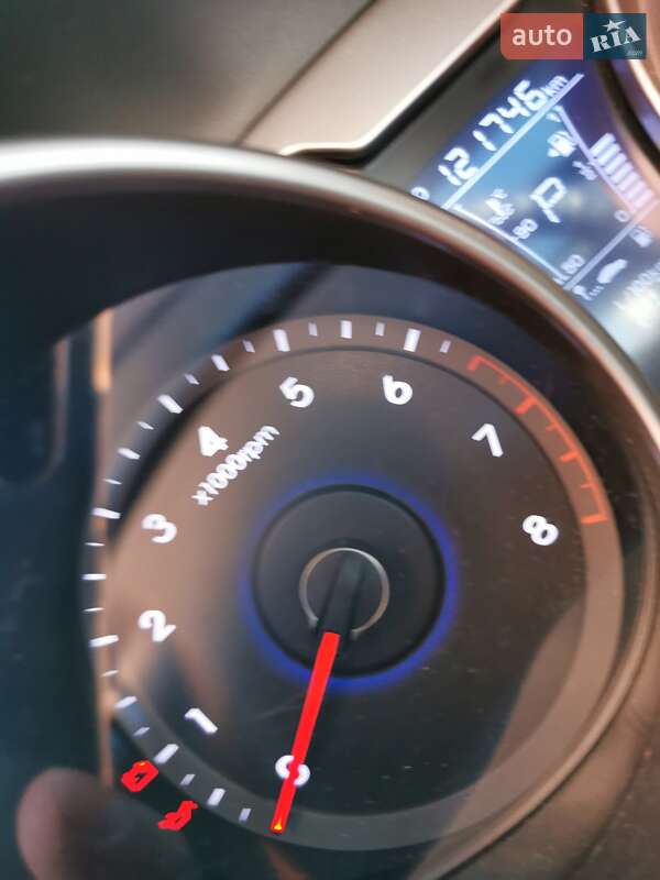 Хэтчбек Hyundai Veloster 2012 в Тараще