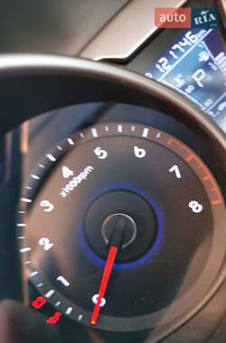 Хетчбек Hyundai Veloster 2012 в  фото 10 Хетчбек Hyundai Veloster 2012 в
