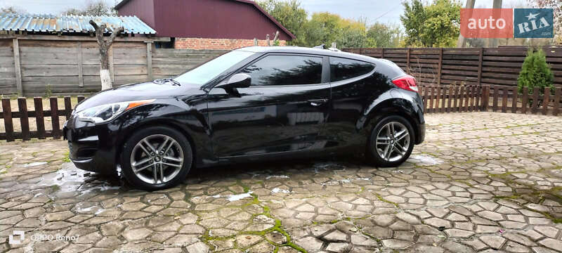 Хэтчбек Hyundai Veloster 2011 в Киеве