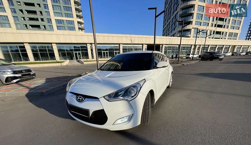 Хэтчбек Hyundai Veloster 2011 в Днепре