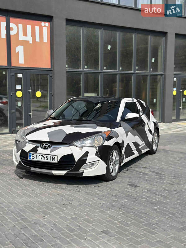 Hyundai Veloster 2011