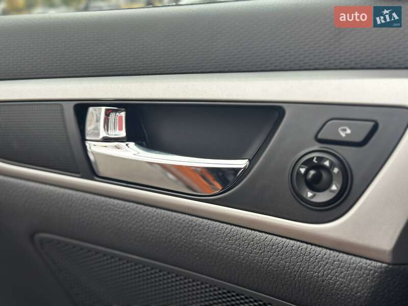 Хетчбек Hyundai Veloster 2013 в Києві