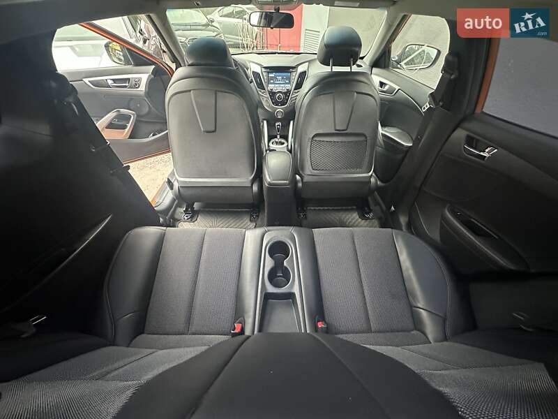 Хетчбек Hyundai Veloster 2013 в Києві