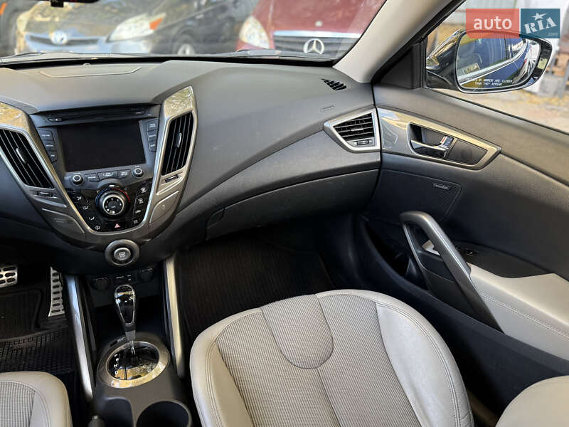 Хэтчбек Hyundai Veloster 2011 в Одессе