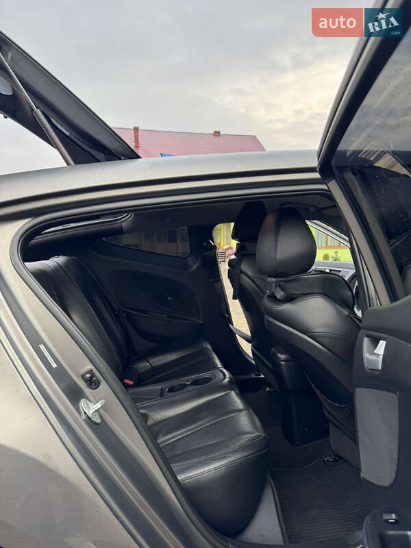 Хэтчбек Hyundai Veloster 2014 в Золочеве