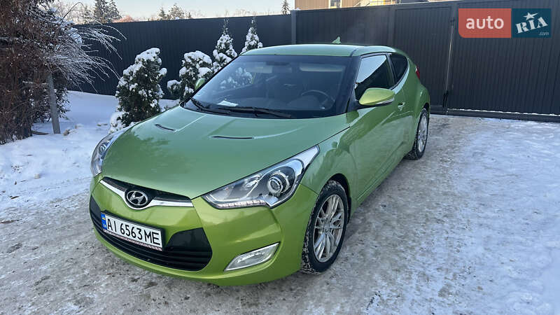 Hyundai Veloster 2011