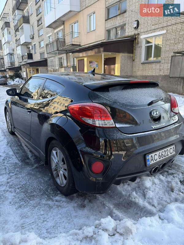 Хэтчбек Hyundai Veloster 2014 в Нововолынске