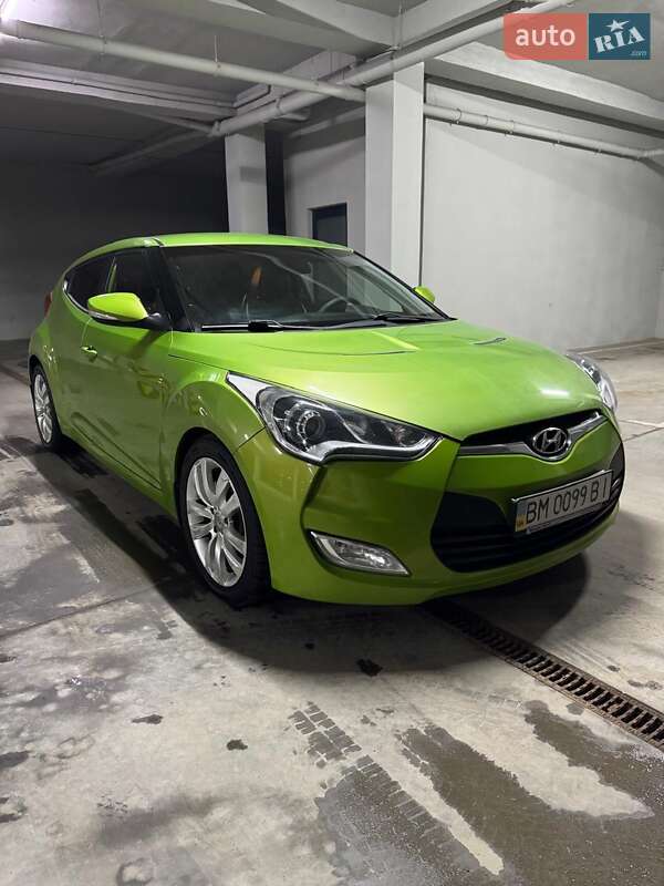 Хэтчбек Hyundai Veloster 2012 в Черновцах