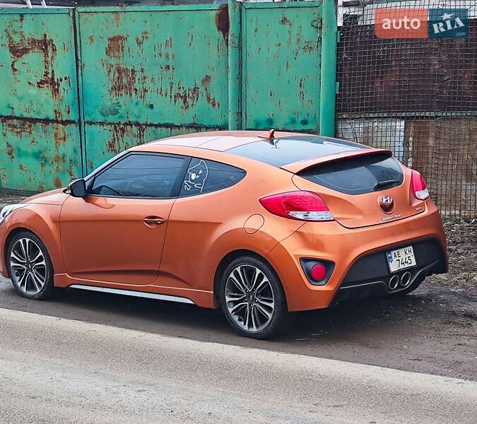 Хэтчбек Hyundai Veloster 2015 в Кривом Роге