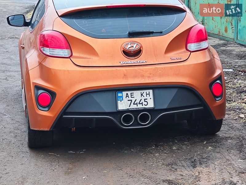 Хэтчбек Hyundai Veloster 2015 в Кривом Роге