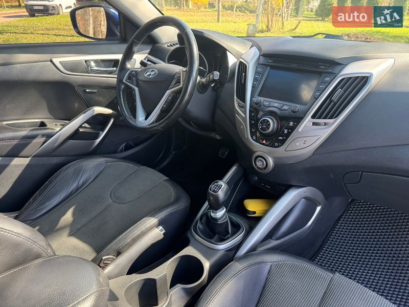 Хэтчбек Hyundai Veloster 2012 в Ровно фото 33 Хэтчбек Hyundai Veloster 2012 в Ровно