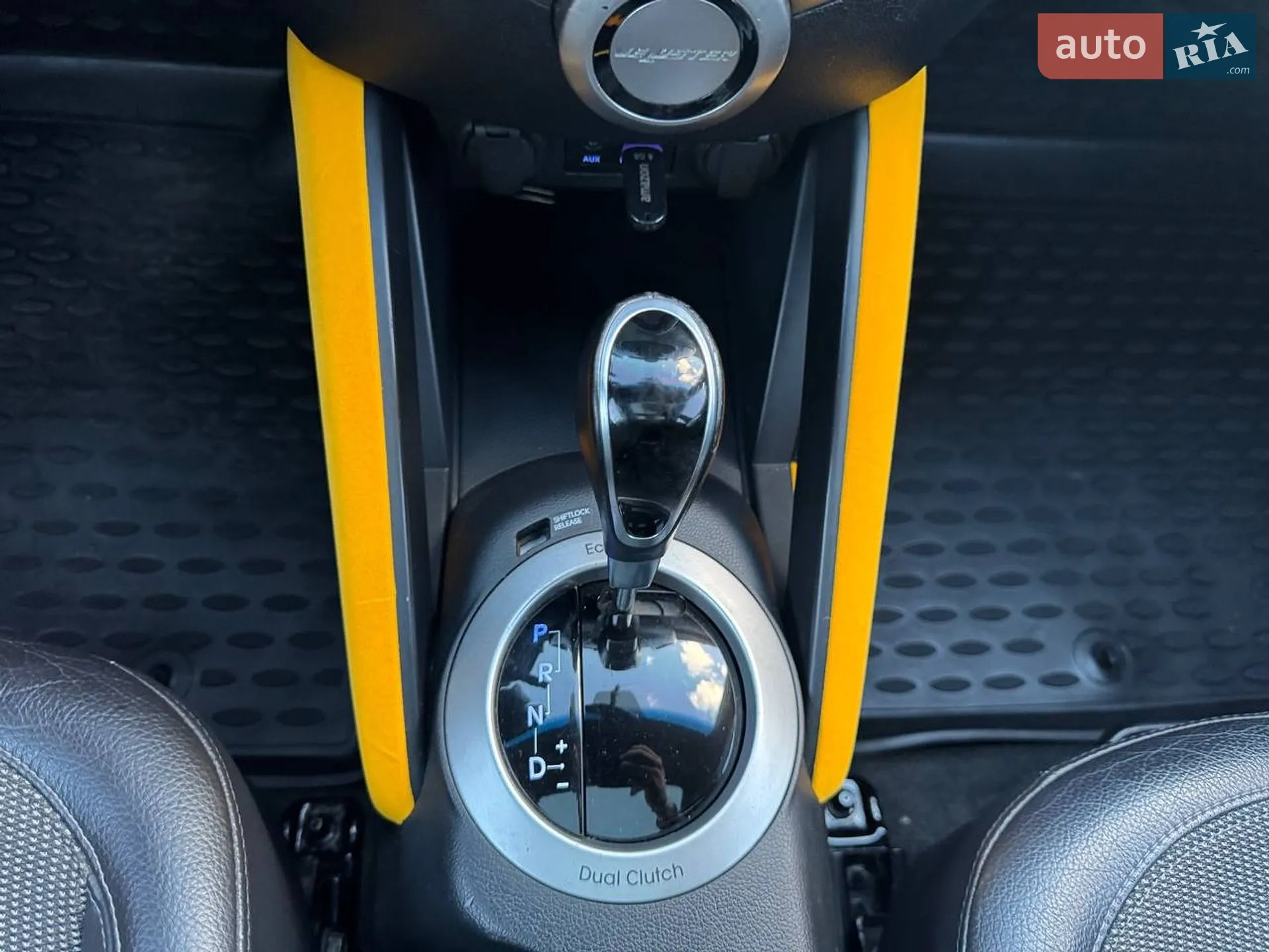 2012 Hyundai Veloster - мініатюра 16