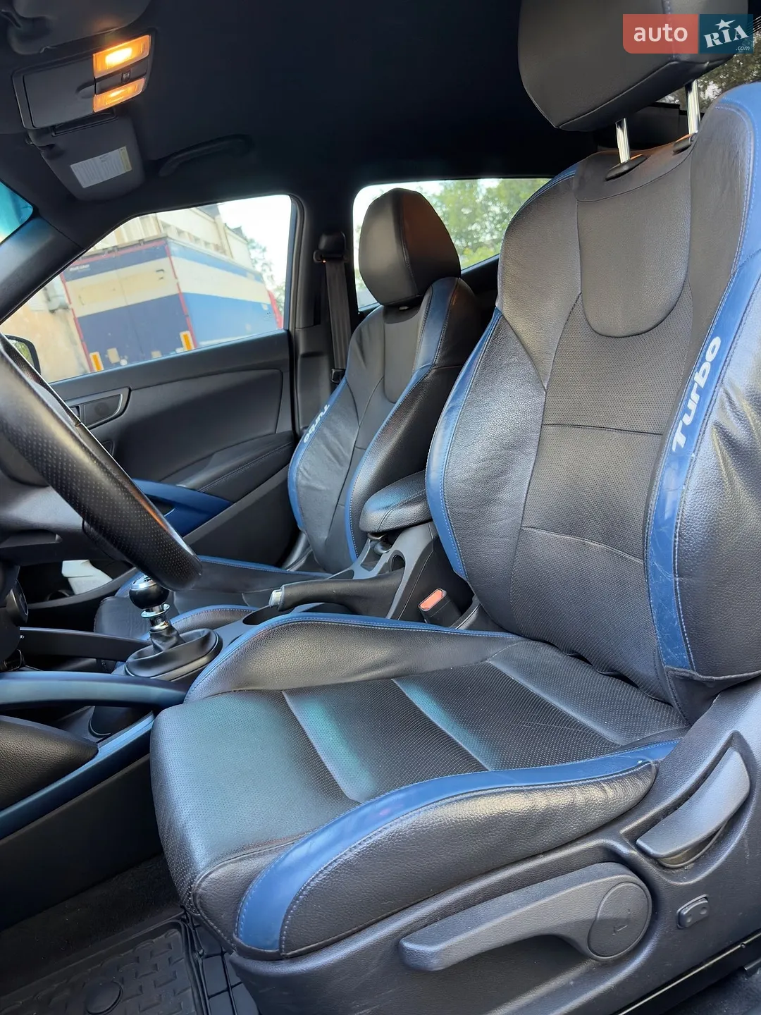 2015 Hyundai Veloster - мініатюра 24