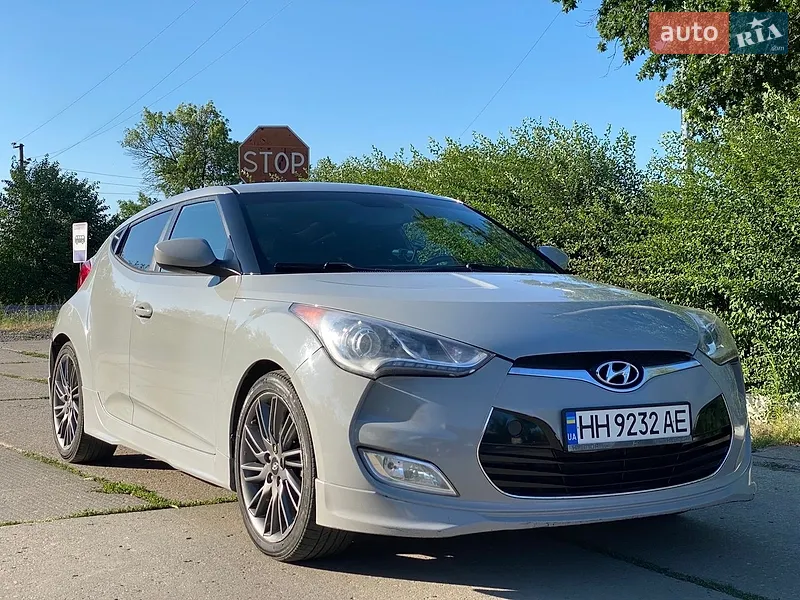 Hyundai Veloster 2013