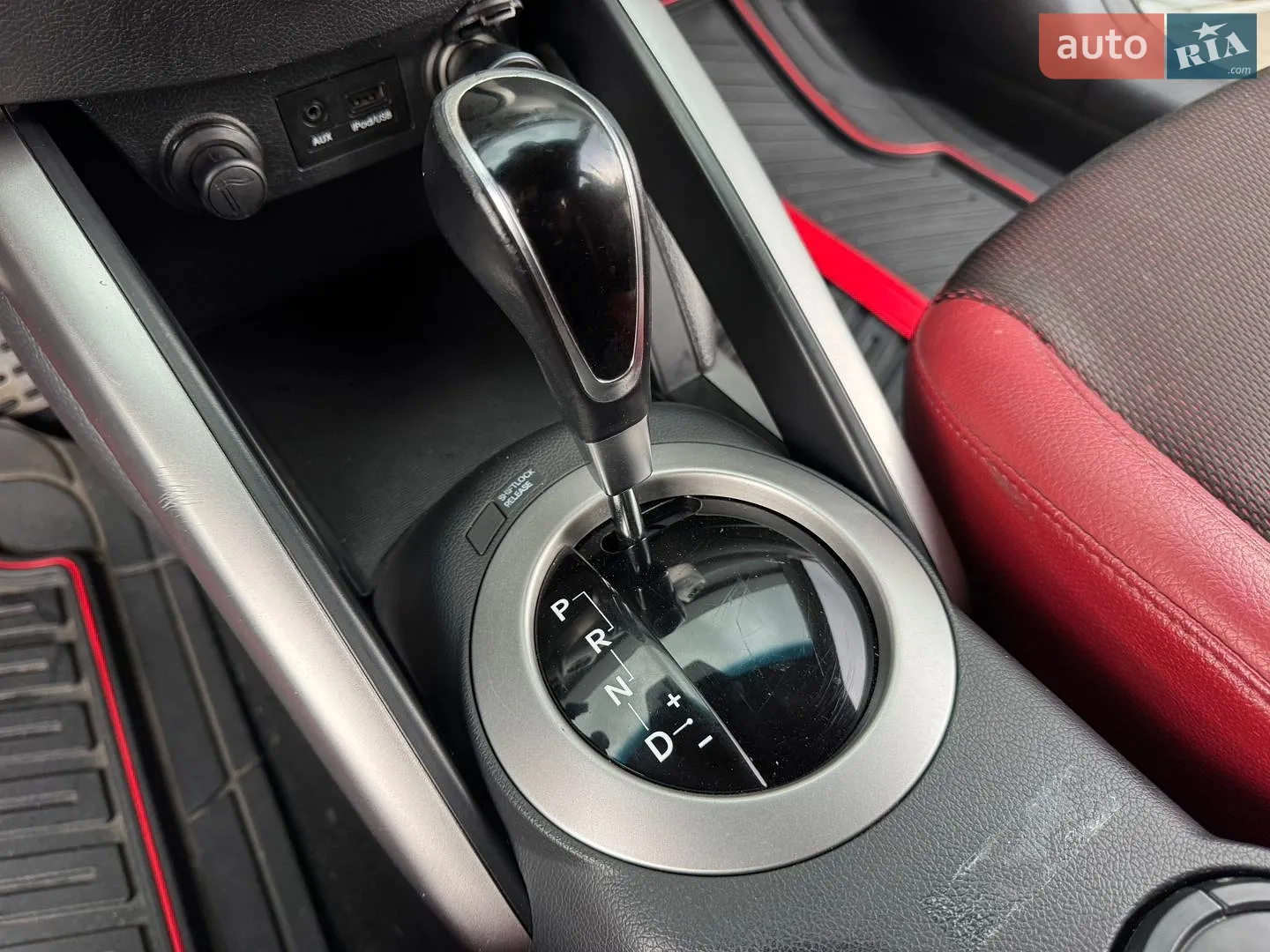 2013 Hyundai Veloster - мініатюра 32
