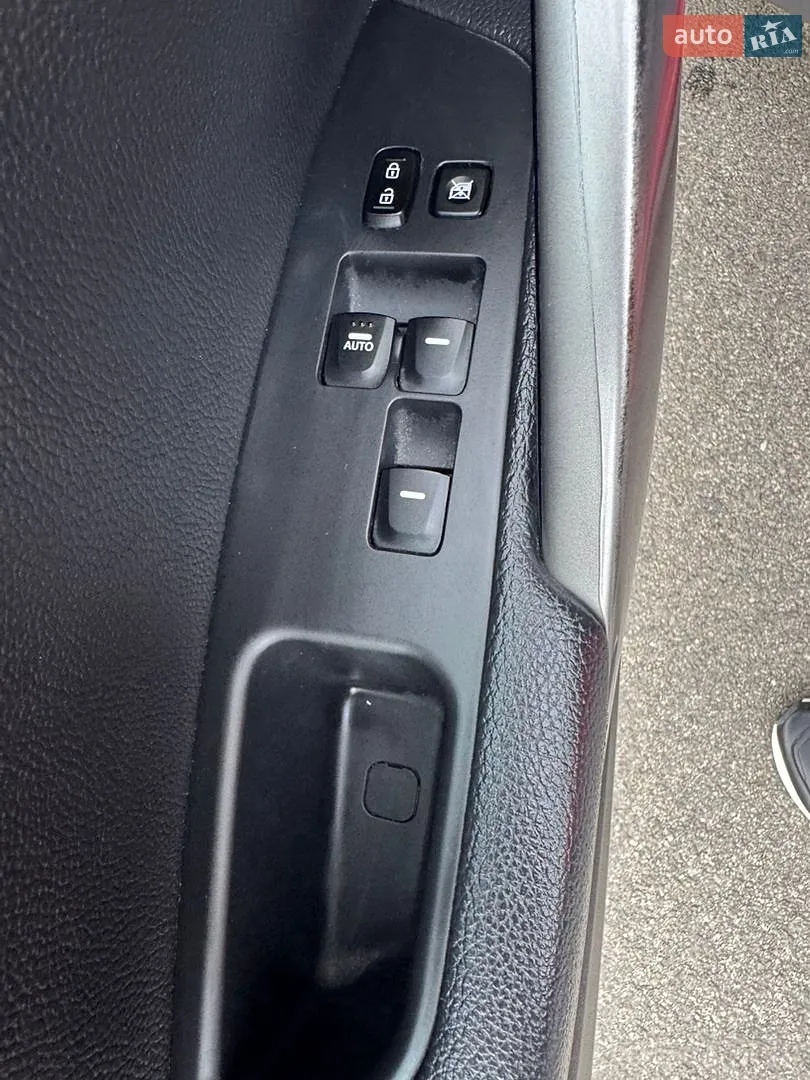 2016 Hyundai Veloster - мініатюра 38