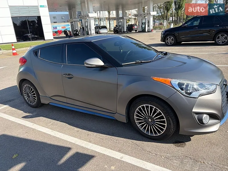 Hyundai Veloster