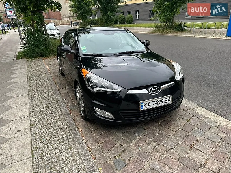 Hyundai Veloster