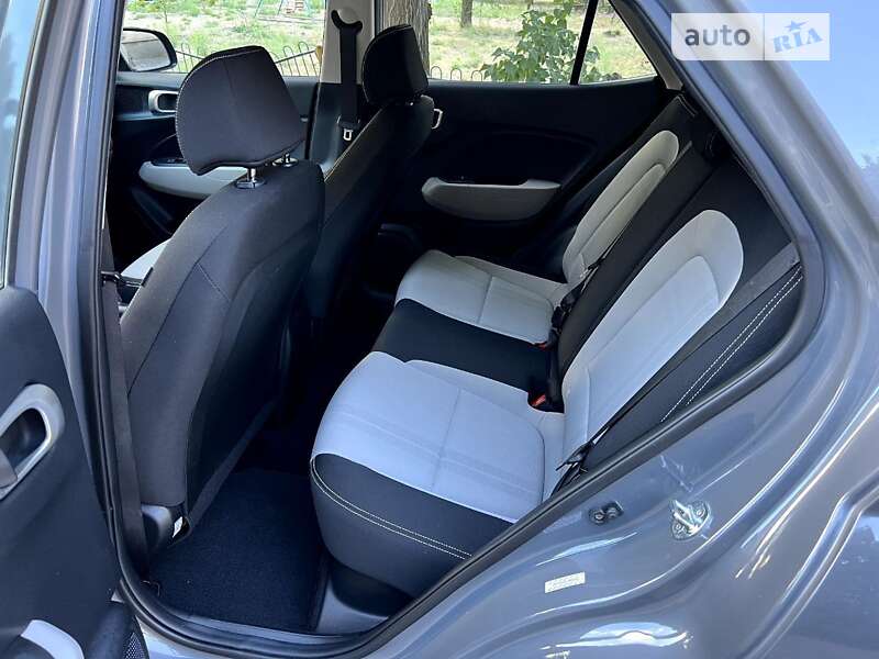 Позашляховик / Кросовер Hyundai Venue 2020 в Кривому Розі