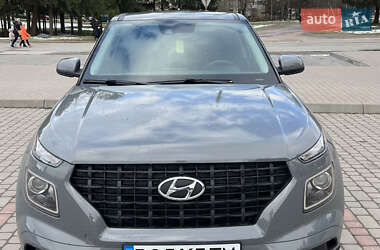 Внедорожник / Кроссовер Hyundai Venue 2020 в 
