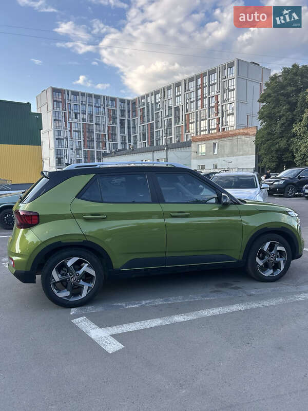 Позашляховик / Кросовер Hyundai Venue 2021 в Ужгороді