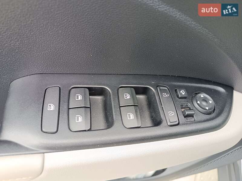 Позашляховик / Кросовер Hyundai Venue 2023 в Полтаві