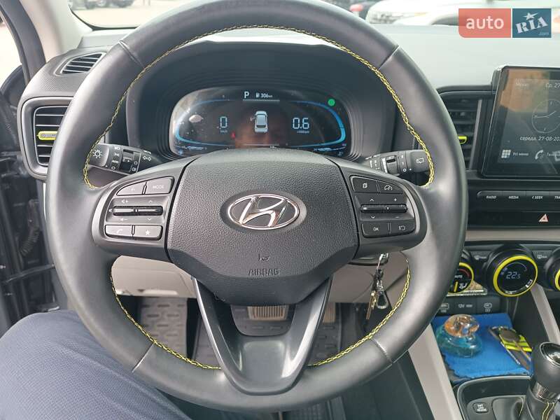 Позашляховик / Кросовер Hyundai Venue 2023 в Полтаві