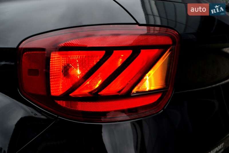 Внедорожник / Кроссовер Hyundai Venue 2023 в Хмельницком фото 67 Внедорожник / Кроссовер Hyundai Venue 2023 в Хмельницком