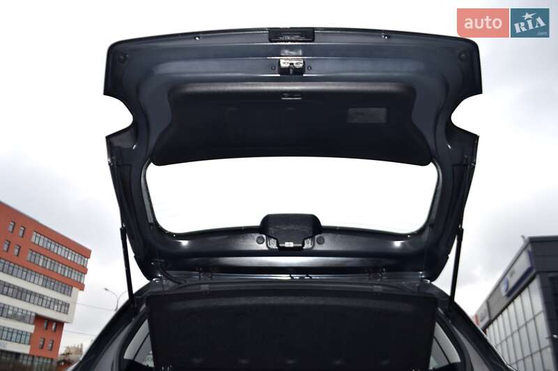 Внедорожник / Кроссовер Hyundai Venue 2023 в Хмельницком фото 170 Внедорожник / Кроссовер Hyundai Venue 2023 в Хмельницком