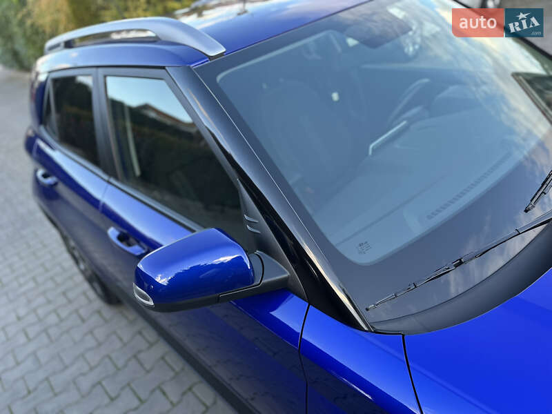 Внедорожник / Кроссовер Hyundai Venue 2024 в Одессе