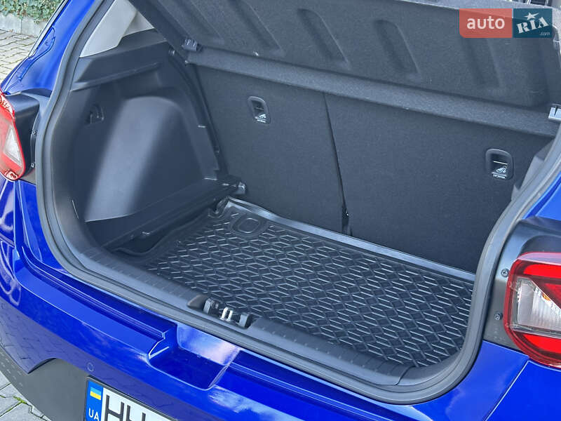 Внедорожник / Кроссовер Hyundai Venue 2024 в Одессе