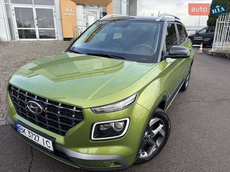 Внедорожник / Кроссовер Hyundai Venue 2022 в Ровно