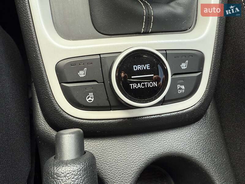 Внедорожник / Кроссовер Hyundai Venue 2022 в Ровно