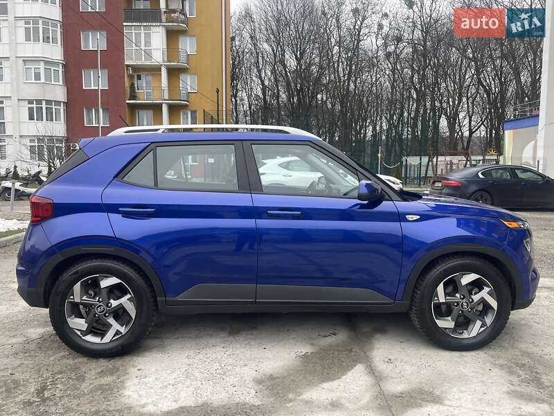 Внедорожник / Кроссовер Hyundai Venue 2023 в Львове