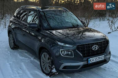 Внедорожник / Кроссовер Hyundai Venue 2022 в Киеве