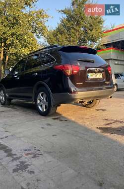 Внедорожник / Кроссовер Hyundai Veracruz 2008 в 