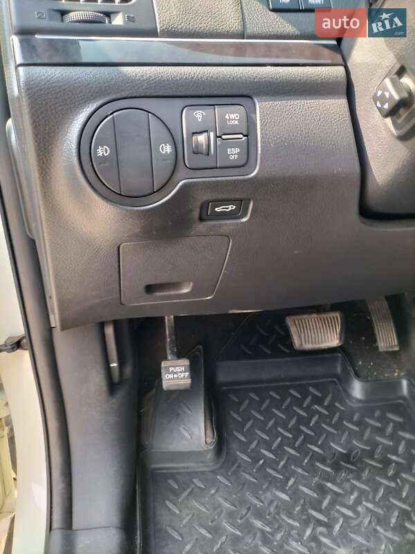 Внедорожник / Кроссовер Hyundai Veracruz 2010 в Снигиревке