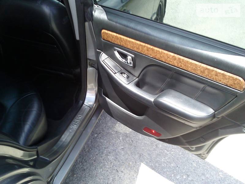 Седан Hyundai XG 2003 в Чернівцях